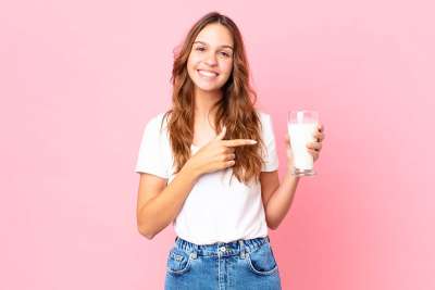 Super-Milch aus Fermentation: Wie wir 96 % Land für die Natur sparen können! Super-Milch aus Fermentation: Wie wir 96 % Land für die Natur sparen können!